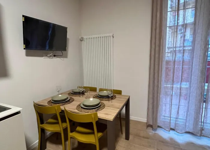 Calari - Monolocale * ボローニャ